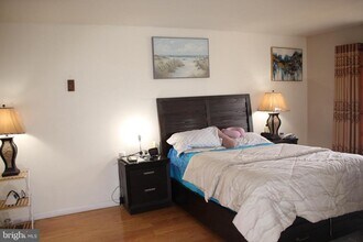 219 Meadow Dr in Mount Laurel, NJ - Building Photo - Building Photo