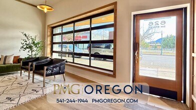 626 SW 6th St in Grants Pass, OR - Building Photo - Building Photo