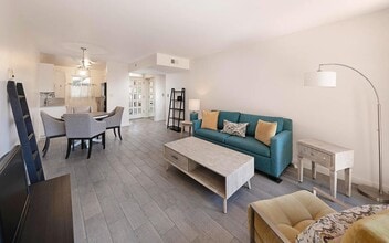 1066 Miramonte Dr in Santa Barbara, CA - Building Photo - Building Photo