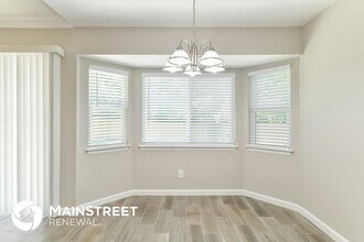 9550 New World Dr in San Antonio, TX - Foto de edificio - Building Photo