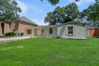 1720 Libbey Dr in Houston, TX - Building Photo - Building Photo