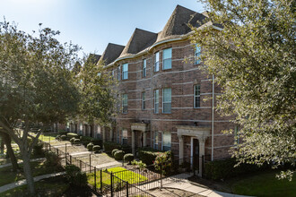 Brownstones at Vista Ridge in Lewisville, TX - Building Photo - Building Photo