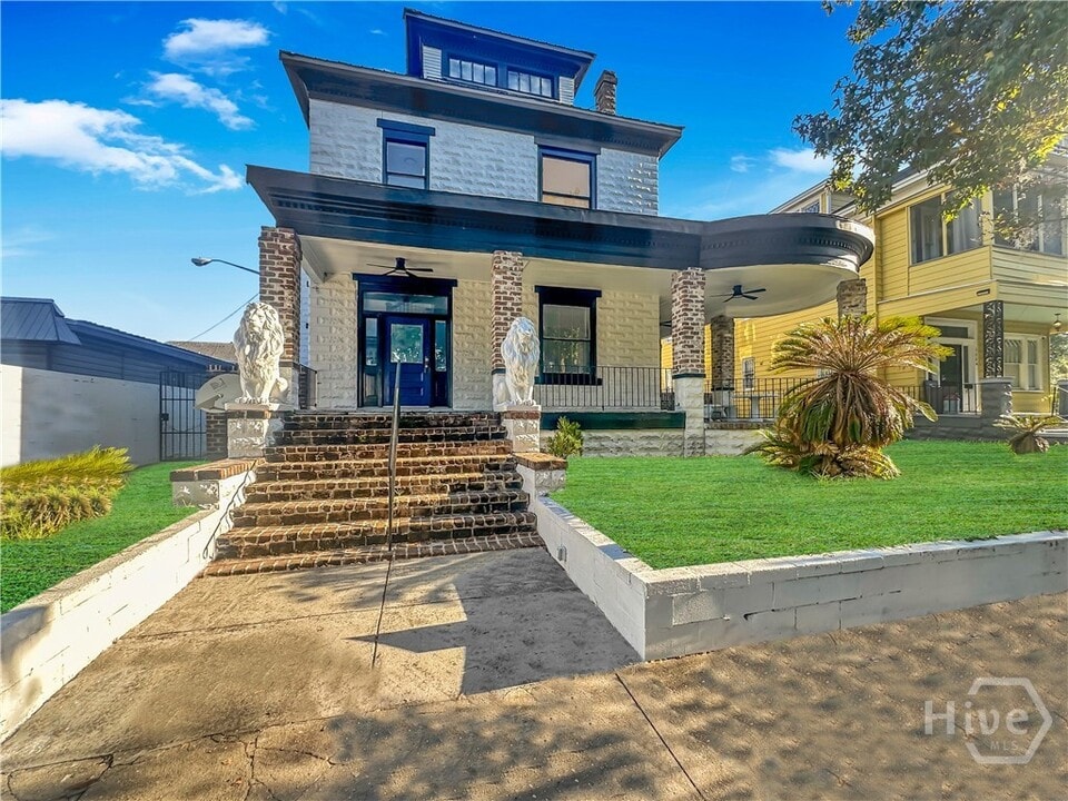 312 W 37th St in Savannah, GA - Building Photo