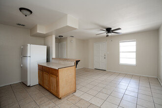 Live Oak Apartments in Weslaco, TX - Building Photo - Interior Photo