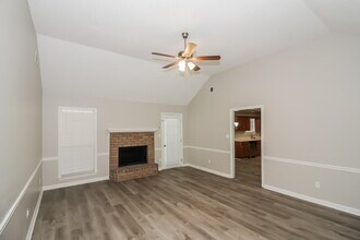 4172 Hidden Fern Ln N in Bartlett, TN - Building Photo - Building Photo