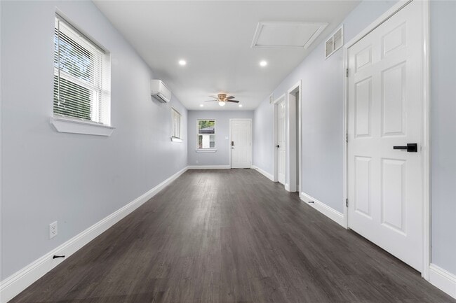 property at 4116 Linn St