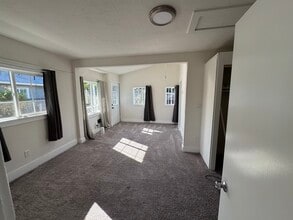 2069 Harrington Ave in Oakland, CA - Building Photo - Building Photo
