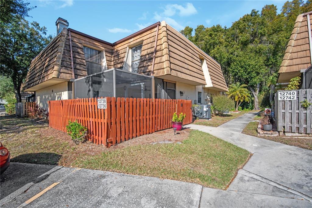 12738 Wood Trail Blvd in Tampa, FL - Building Photo