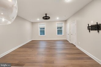 43771 Metro Ter in Ashburn, VA - Building Photo - Building Photo