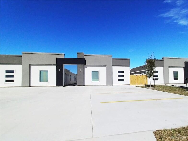 3400 Ventura Ave, Unit 4 in McAllen, TX - Building Photo