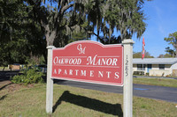 Oakwood Manor Apartments in Bartow, FL - Building Photo - Building Photo