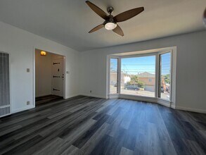 2609 E Wall St in Signal Hill, CA - Building Photo - Building Photo