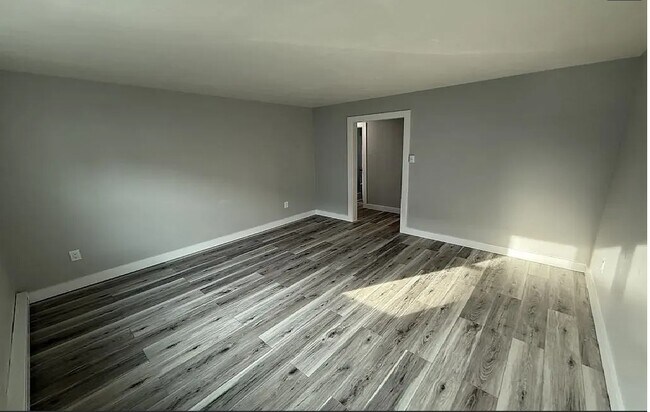 12 Hunnewell Rd, Unit 12 Hunnewell Rd Worcester in Worcester, MA - Foto de edificio - Building Photo