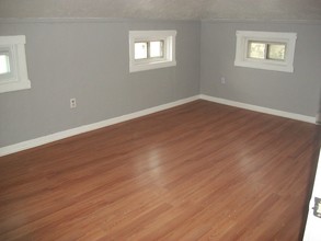 320 3rd St in Fall River, MA - Foto de edificio - Building Photo