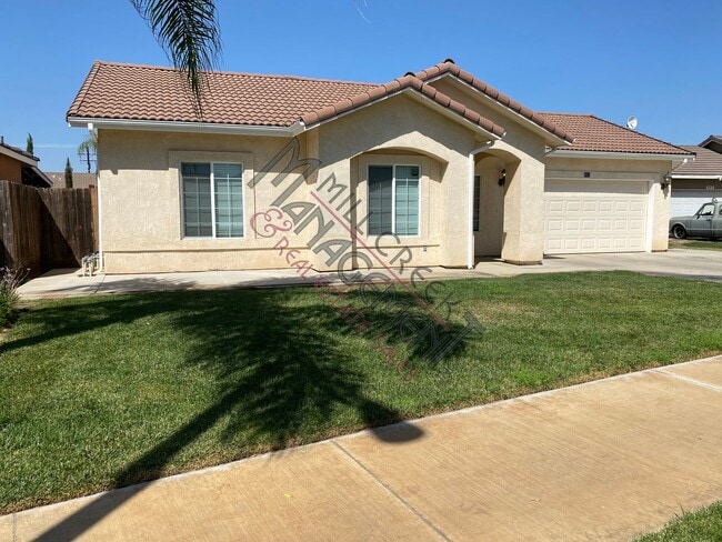 941 Maple Valley Way in Lindsay, CA - Building Photo - Building Photo
