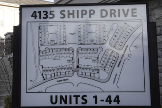 4135 Shipp Dr in Mississauga, ON - Building Photo - Building Photo