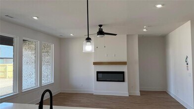 2330 Longfellow Dr in Centerton, AR - Building Photo - Building Photo