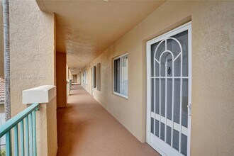 12547 Imperial Isle Dr, Unit 206 in Boynton Beach, FL - Building Photo - Building Photo