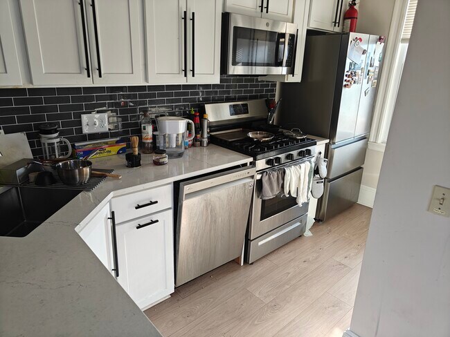 property at 33 Shannon St