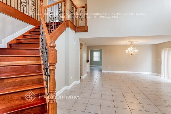 9229 SW 157th Ct in Miami, FL - Foto de edificio - Building Photo