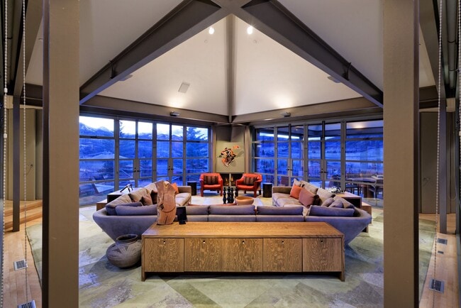 821 Cluny Rd in Aspen, CO - Building Photo - Building Photo