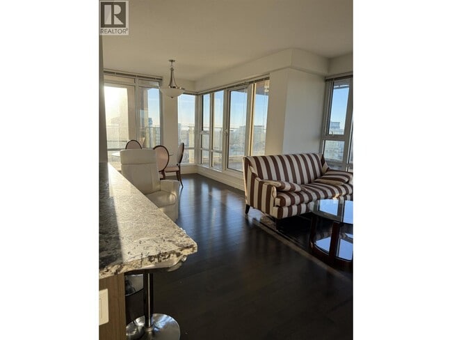 8333 Anderson Rd in Richmond, BC - Building Photo - Building Photo