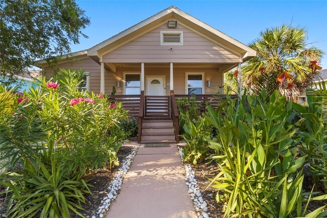 5324 Avenue R in Galveston, TX - Building Photo - Building Photo