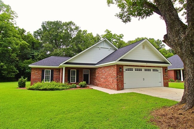 21 Grove Cir