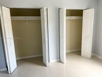 495 NW 72nd Ave photo'