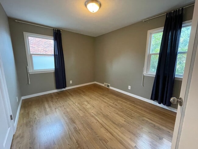5817 N Washington St in Spokane, WA - Building Photo - Building Photo