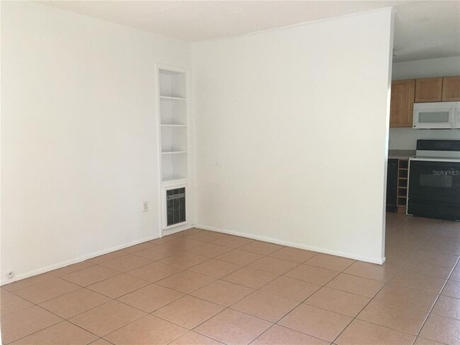 815 Margo St in Tarpon Springs, FL - Building Photo - Building Photo