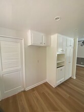 5313 Diane St in Simi Valley, CA - Building Photo - Building Photo