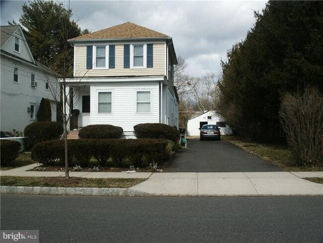 property at 18 Oakland St