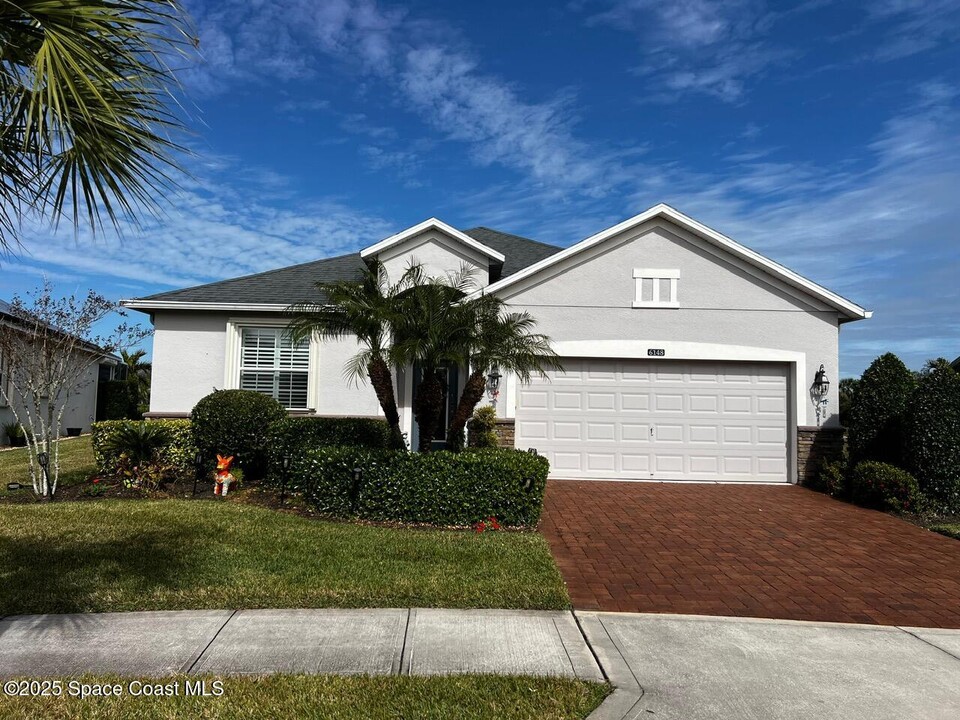 6148 Van Ness Dr in Melbourne, FL - Building Photo