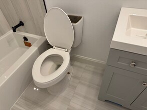 2960 NW 187th St in Miami Gardens, FL - Building Photo - Building Photo