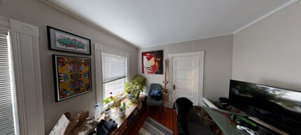 262 Lake Ave in Newton, MA - Building Photo - Building Photo