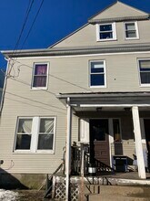 4 Haskell St, Unit 4 in Boston, MA - Foto de edificio - Building Photo