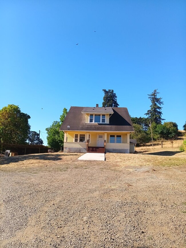 property at 2962 Wintel Rd S