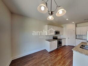 2573 Highwood Blvd in Smyrna, TN - Building Photo - Building Photo