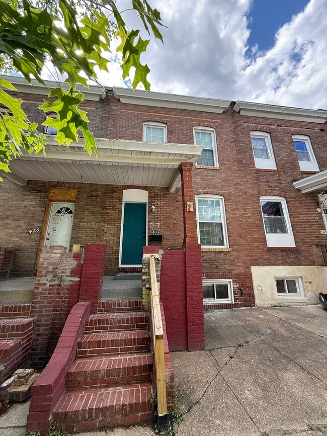 property at 422 N East Ave