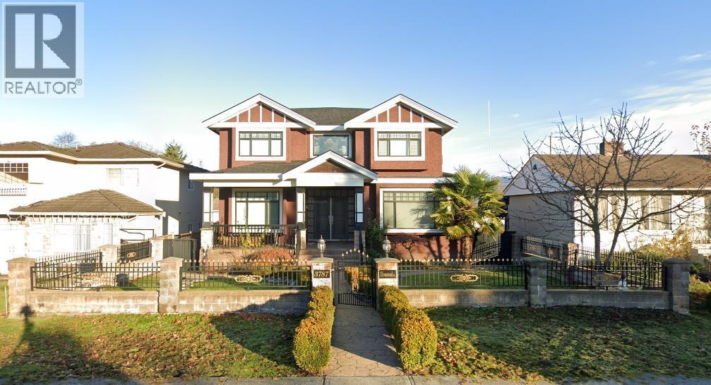3787 Elmwood St in Burnaby, BC - Building Photo