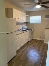 2930 NW 8th St in Fort Lauderdale, FL - Building Photo - Building Photo