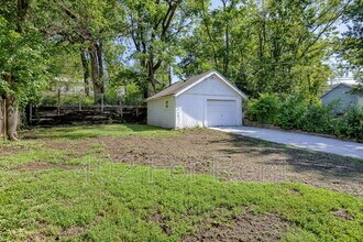 4806 Charles St in Omaha, NE - Foto de edificio - Building Photo