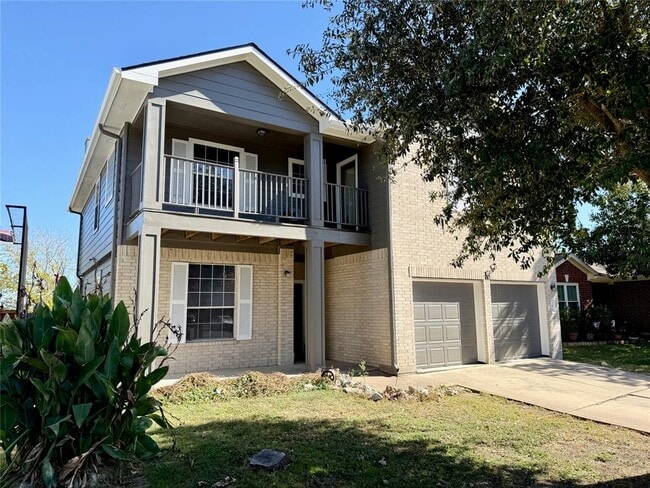 396 Feathergrass Dr in Buda, TX - Building Photo - Building Photo