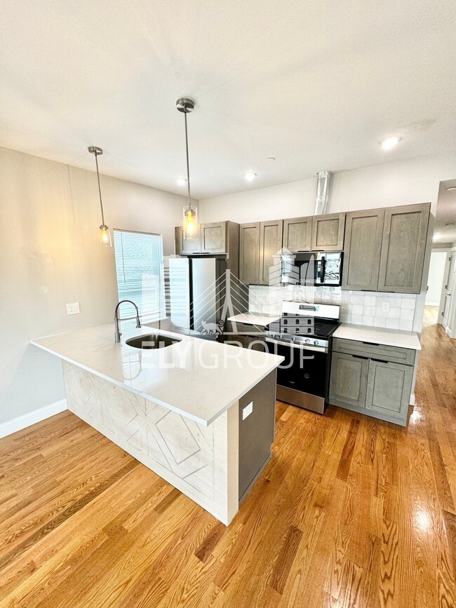 property at 595 Main St
