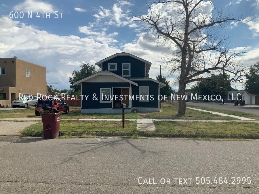 600 N 4th St in Belen, NM - Building Photo
