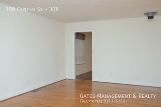 308 Center St in Efland, NC - Building Photo - Building Photo