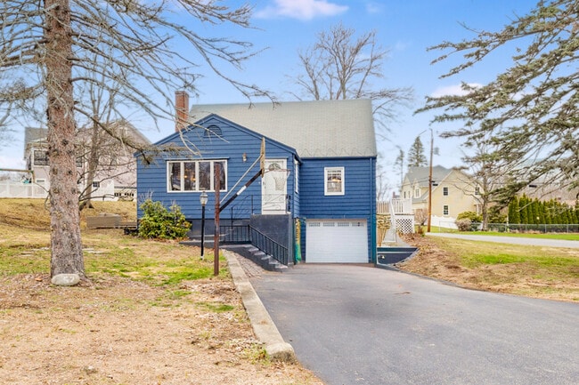 property at 52 Albemarle Ave