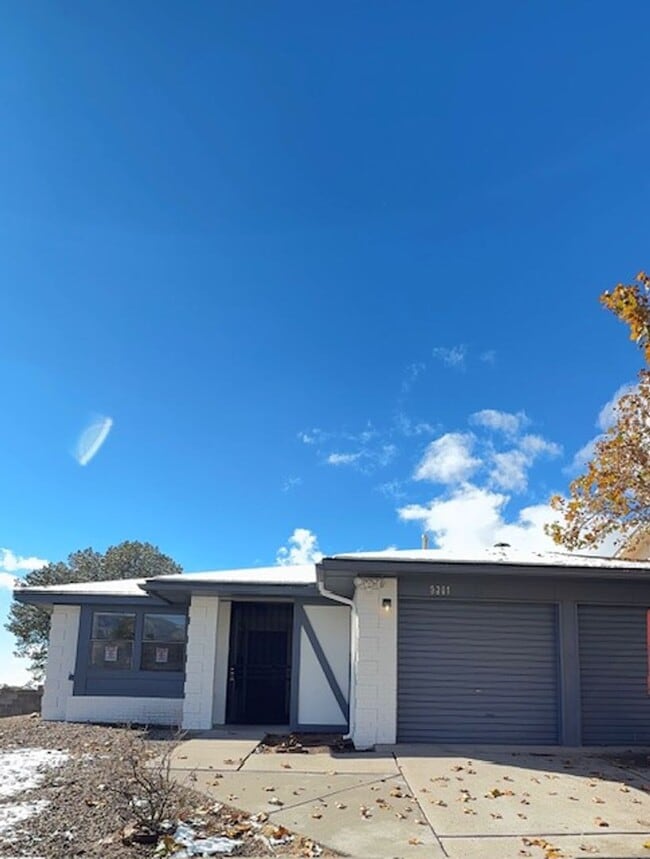 property at 5301 Camino Montano NE