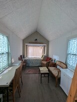 16 Pine St in Corinth, NY - Building Photo